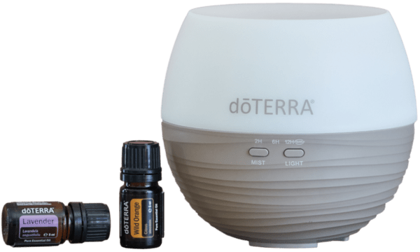 Petal Diffuser doTERRA met Wild Orange (5ml) en Lavender (5ml).